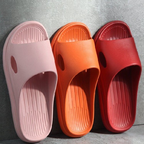 Wholesale soft anti slip light weight EVA indoor outdoor slides slippers for men women